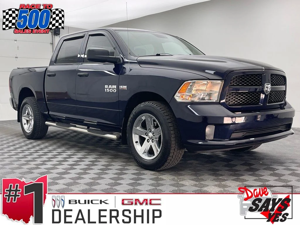 2013 RAM 1500 Express 4x4 Crew Cab's photo