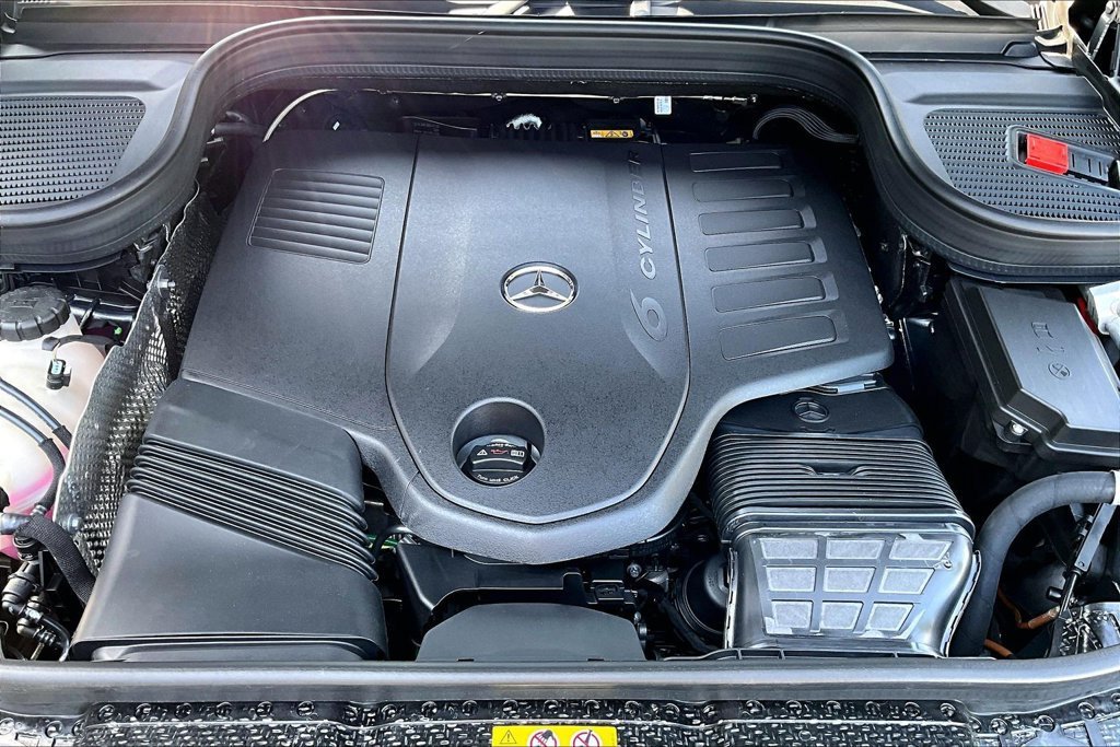 New 2026 Selenite Grey Metallic Mercedes-Benz GLE 450 image 25