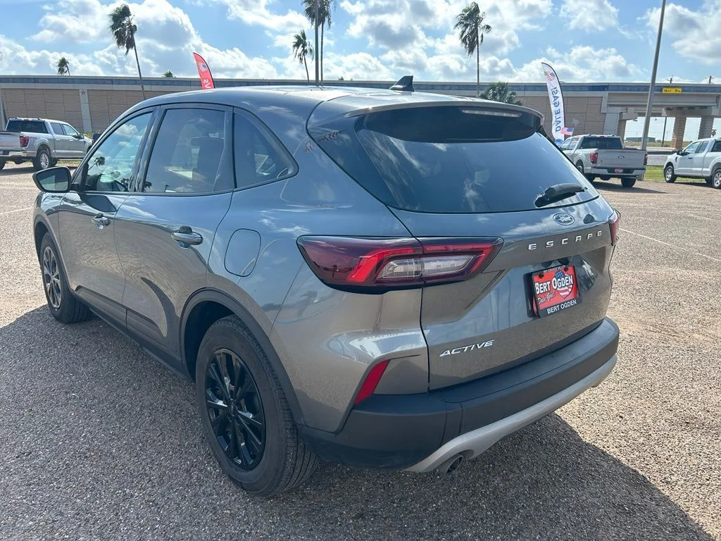 Used 2025 Gray Metallic Ford Active image 6