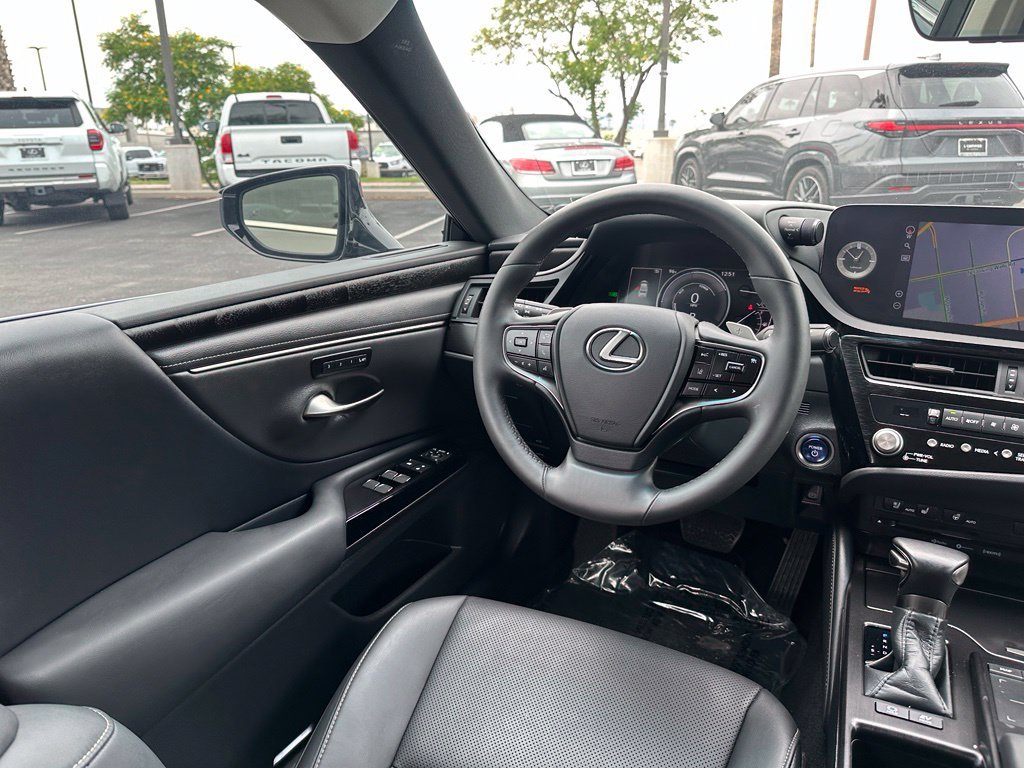 Used 2022 Gray Lexus 300h image 16