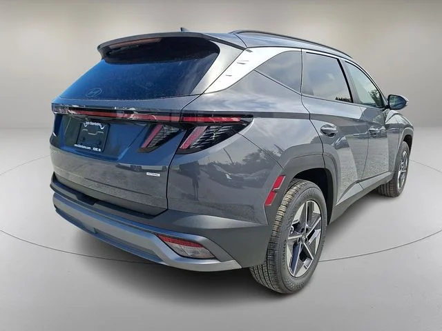 New 2026 Gray Hyundai SEL Premium image 4