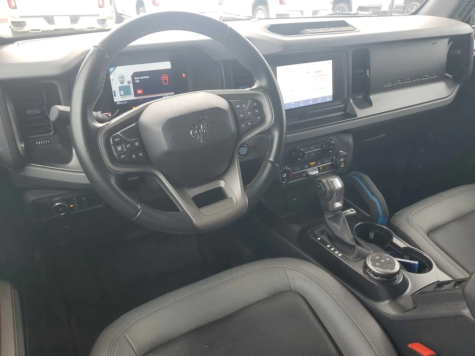 Used 2023  Ford Base image 18