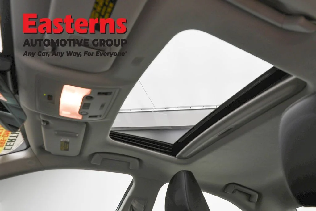 Used 2019 Silver Lexus 300 image 38
