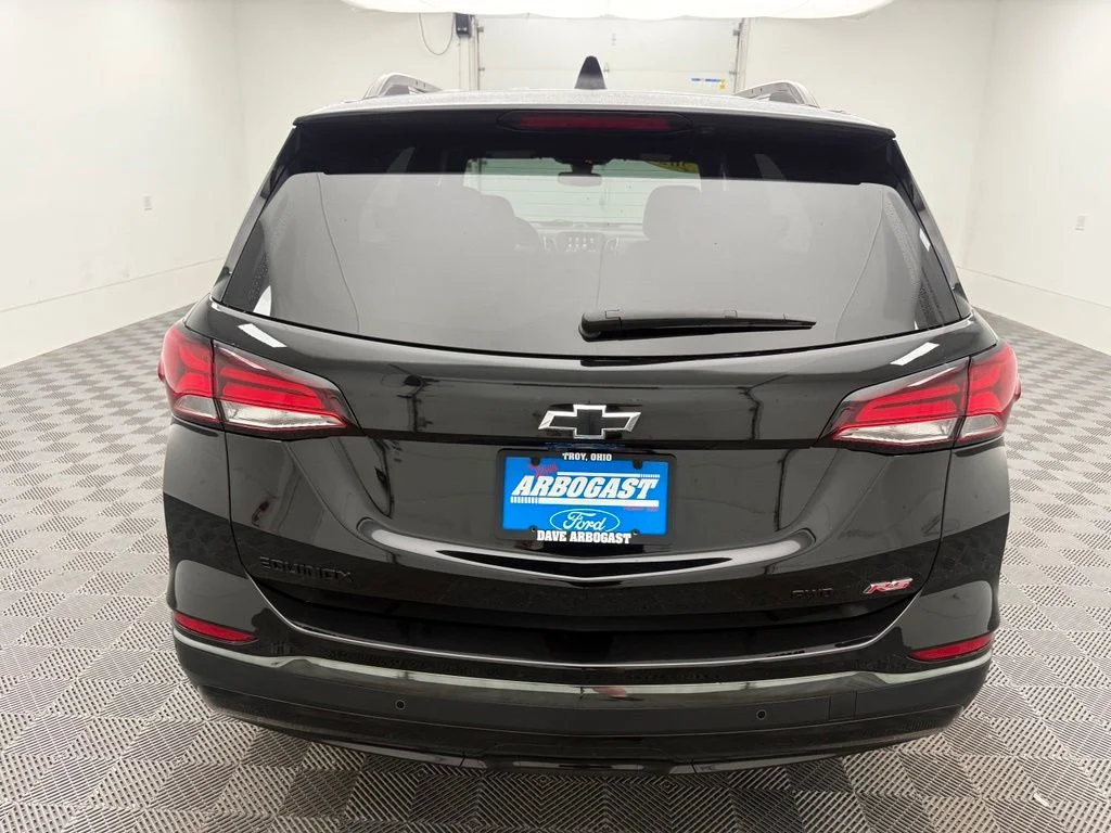 Used 2022 Black Chevrolet RS image 10
