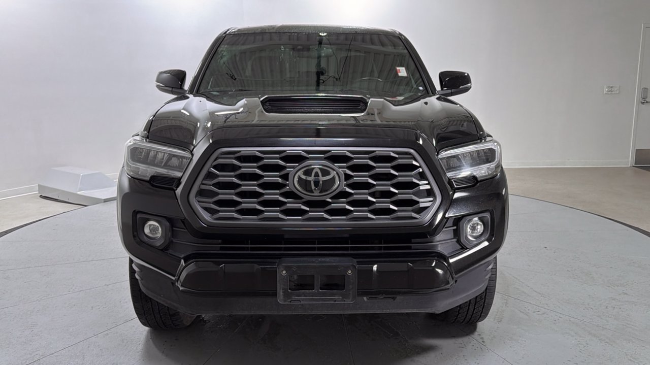 Used 2023 Black Toyota SR5 image 2