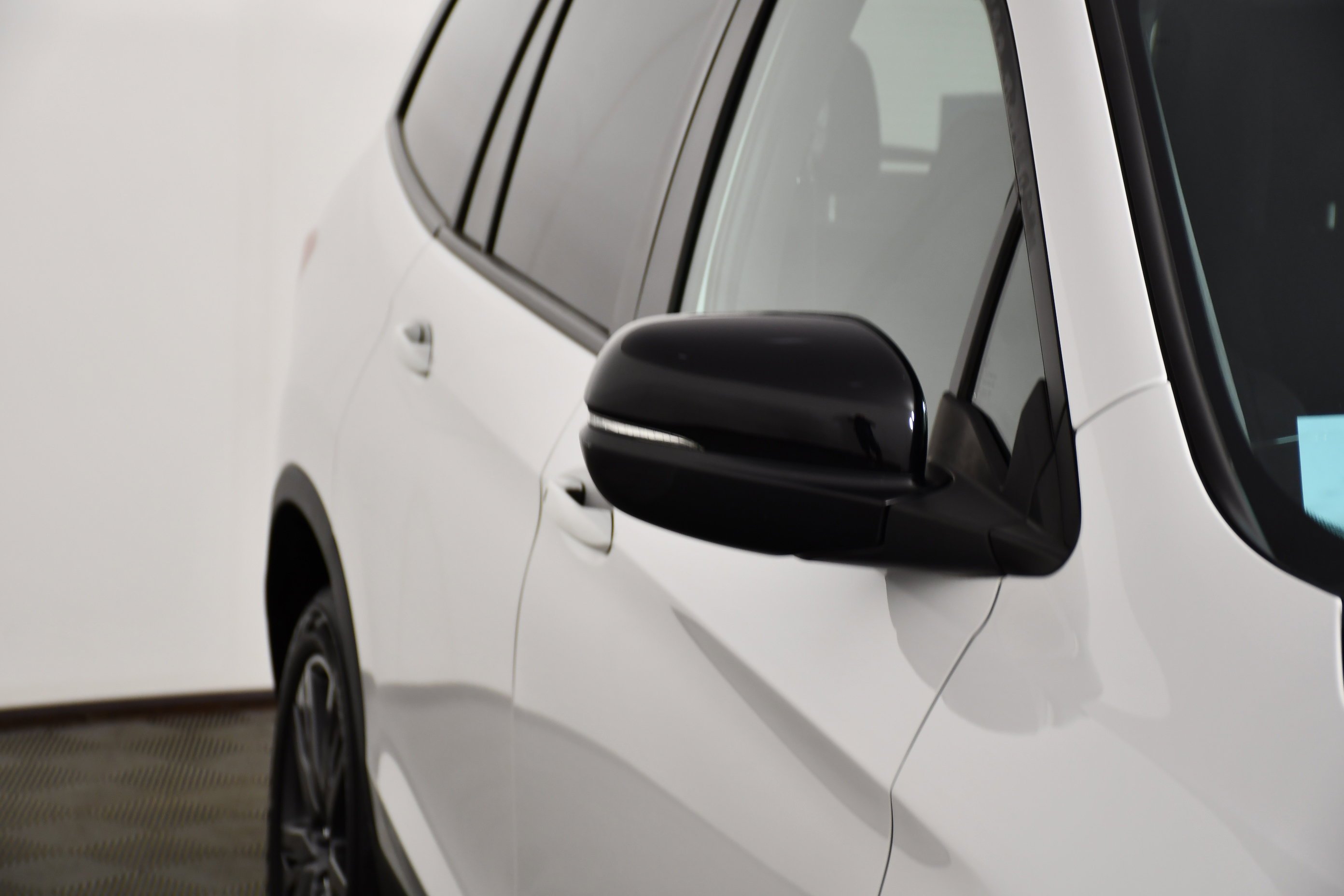 Certified Used 2022 Platinum White Pearl Honda Sport image 14