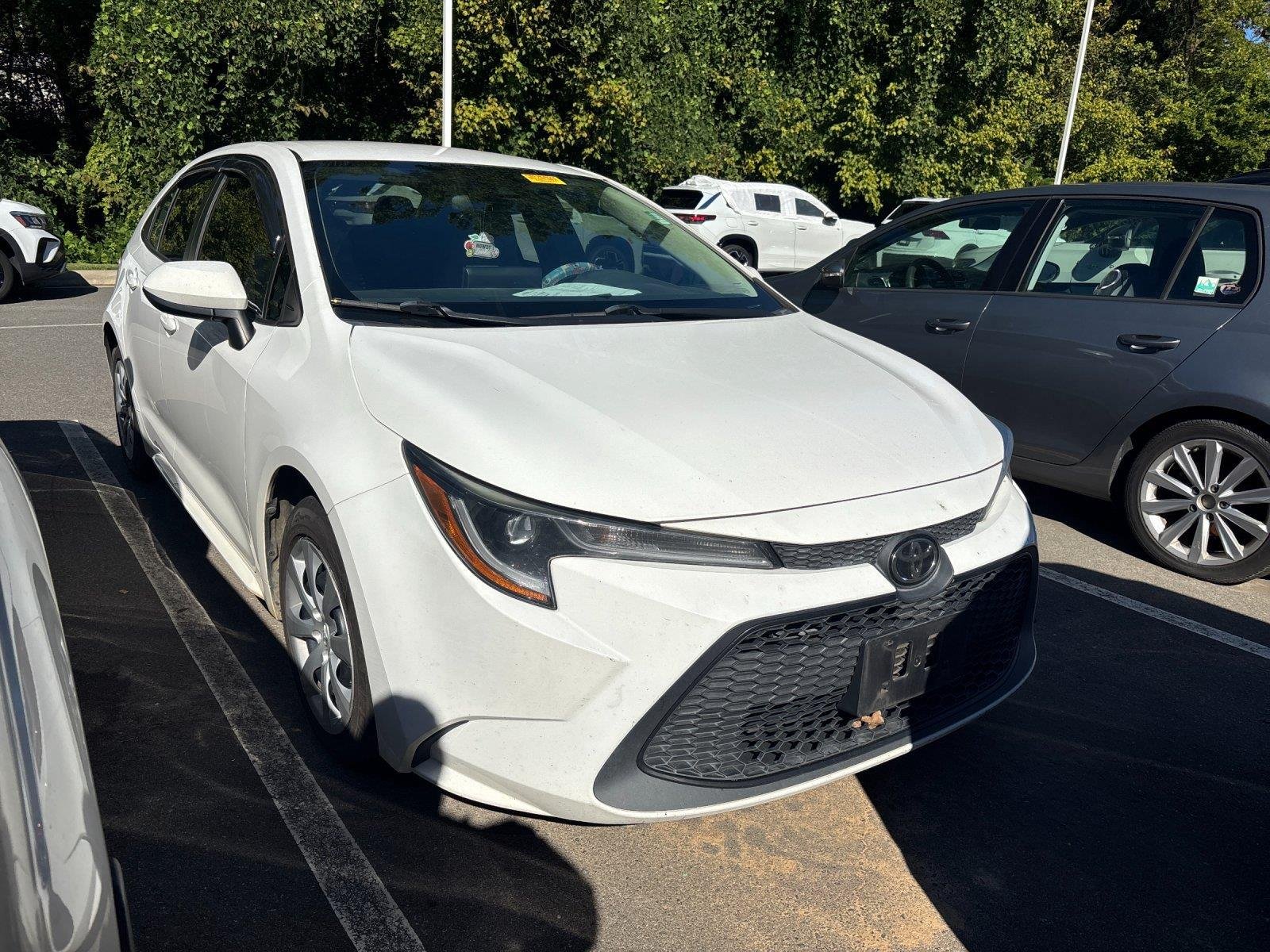 Used 2022 Super White Toyota LE image 7