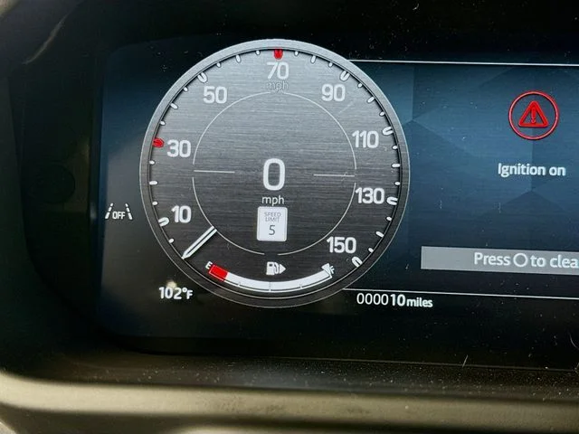 New 2026 Fuji White Land Rover S image 13