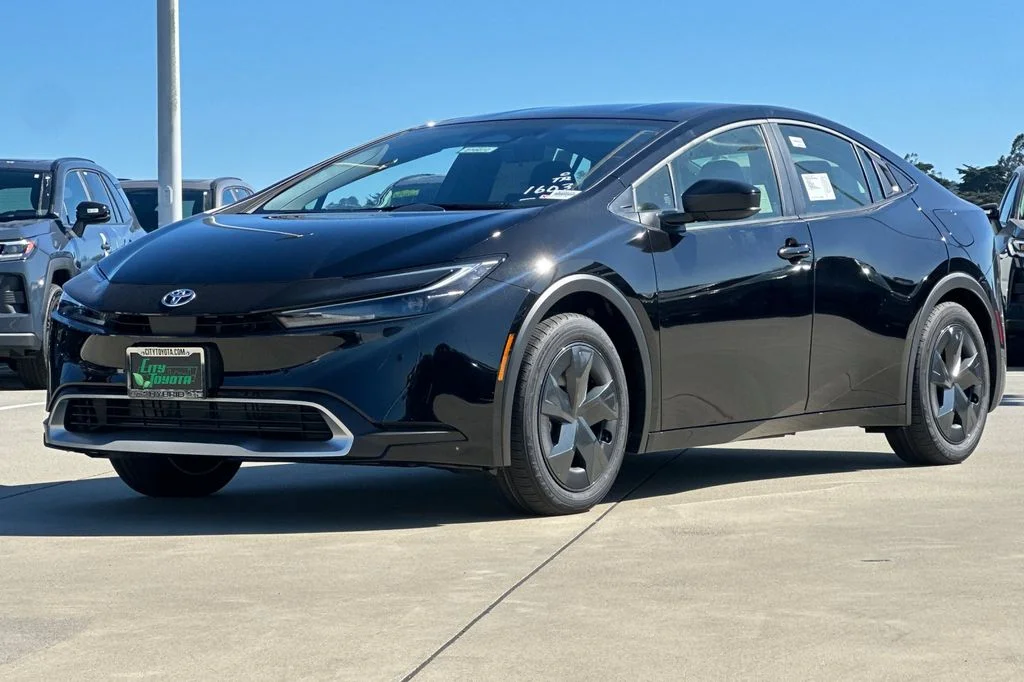 New 2027 Inked Toyota  SE image 8