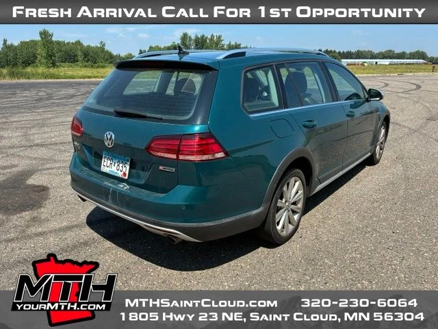 Used 2019 Green Volkswagen TSI S image 8