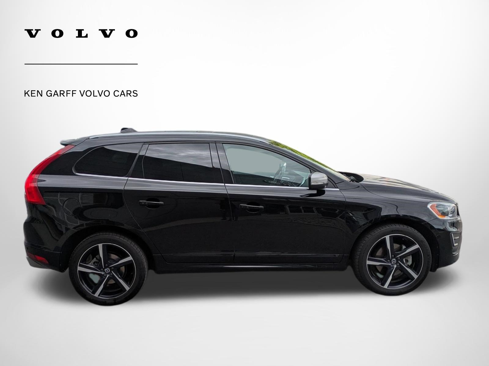 Used 2016 Onyx Black Metallic Volvo T6 R-Design Platinum image 2