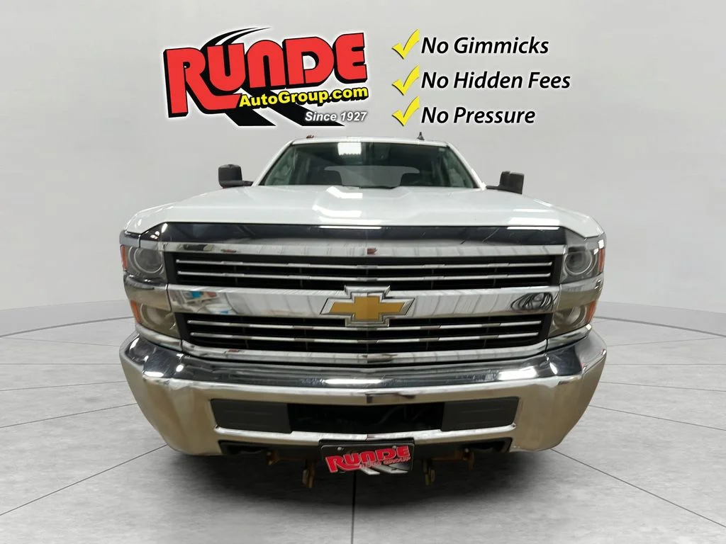 Used 2016 Summit White Chevrolet Work Truck image 9