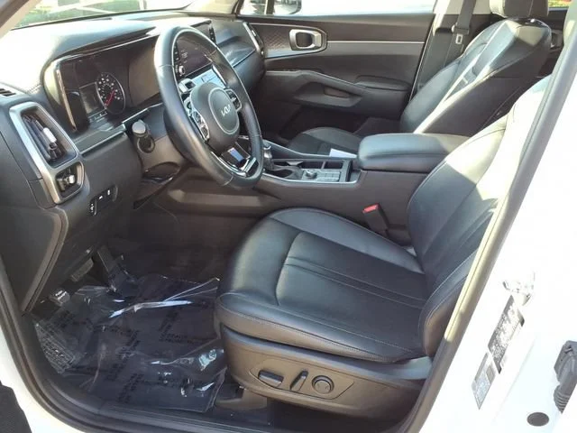 Used 2023 White Kia S image 13