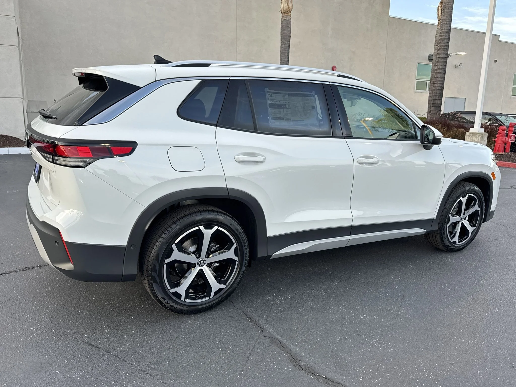 New 2026 Pure White Volkswagen SE image 7