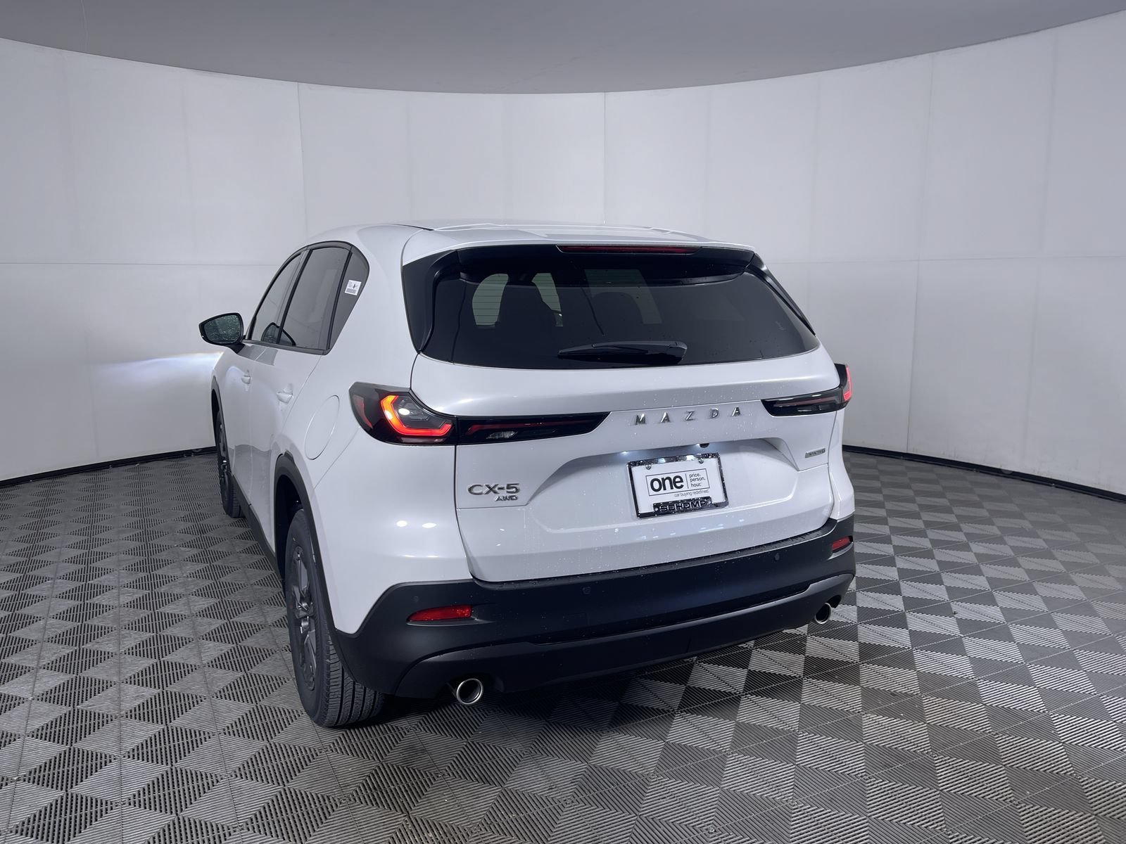 New 2026 Rhodium White Metallic Mazda 2.5 S Select image 22