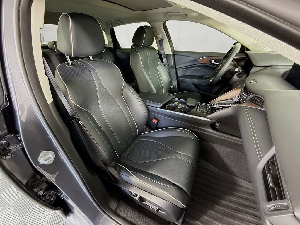 Used 2023 Gray Acura Advance image 30