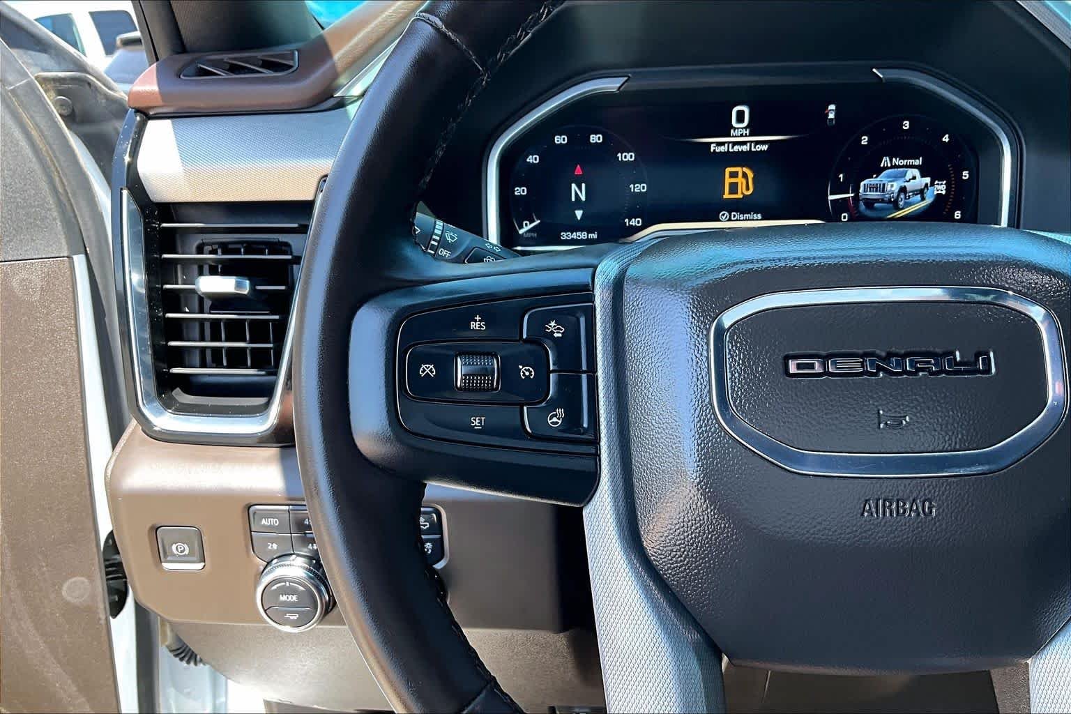 Used 2024 White Frost Tricoat GMC Denali image 23