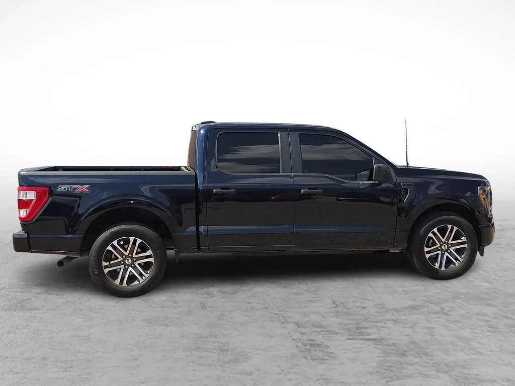 Used 2023 Blue Ford XL image 12