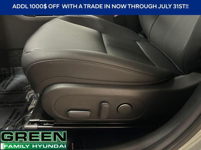 New 2026 Green Hyundai SEL Premium image 15