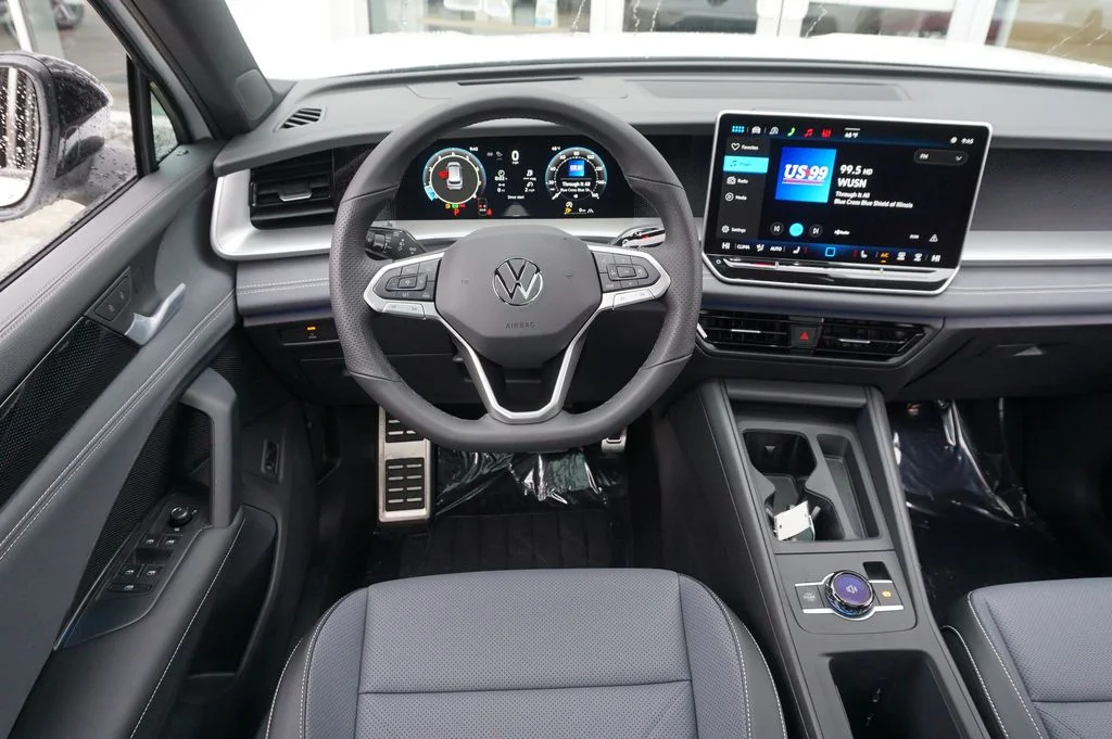 New 2026 White/off-white Volkswagen 2.0T SE R-Line Black image 12