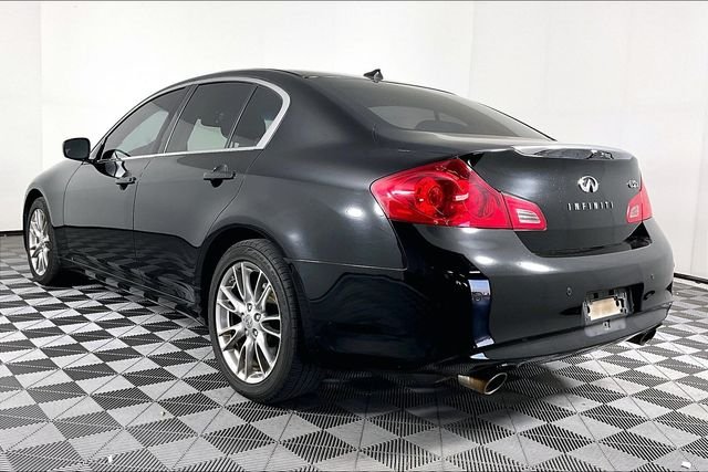 Used 2013 Black INFINITI X image 2