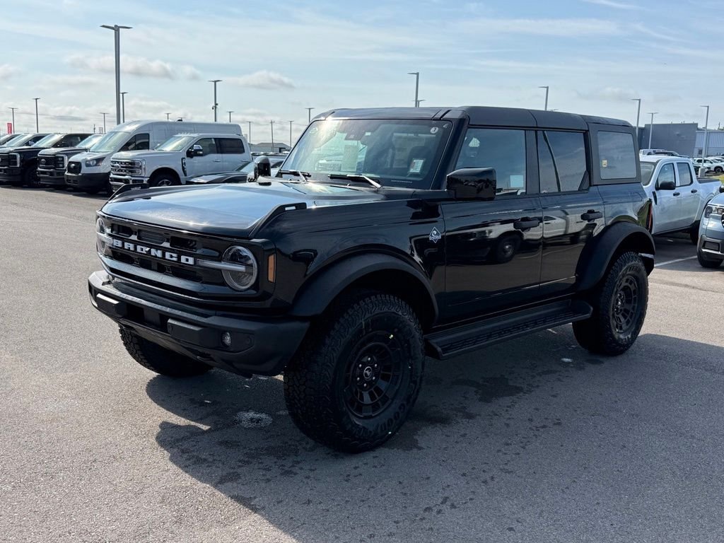New 2026 Shadow Black Ford Outer Banks® image 40