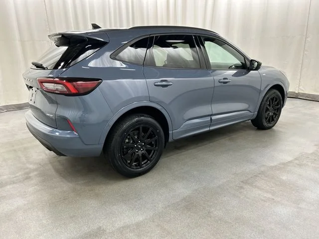 Used 2024  Ford ST-Line image 4