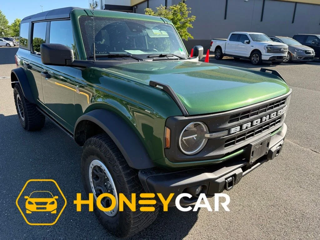 2024 Ford Bronco Black Diamond Mid (322A) 4x4's photo