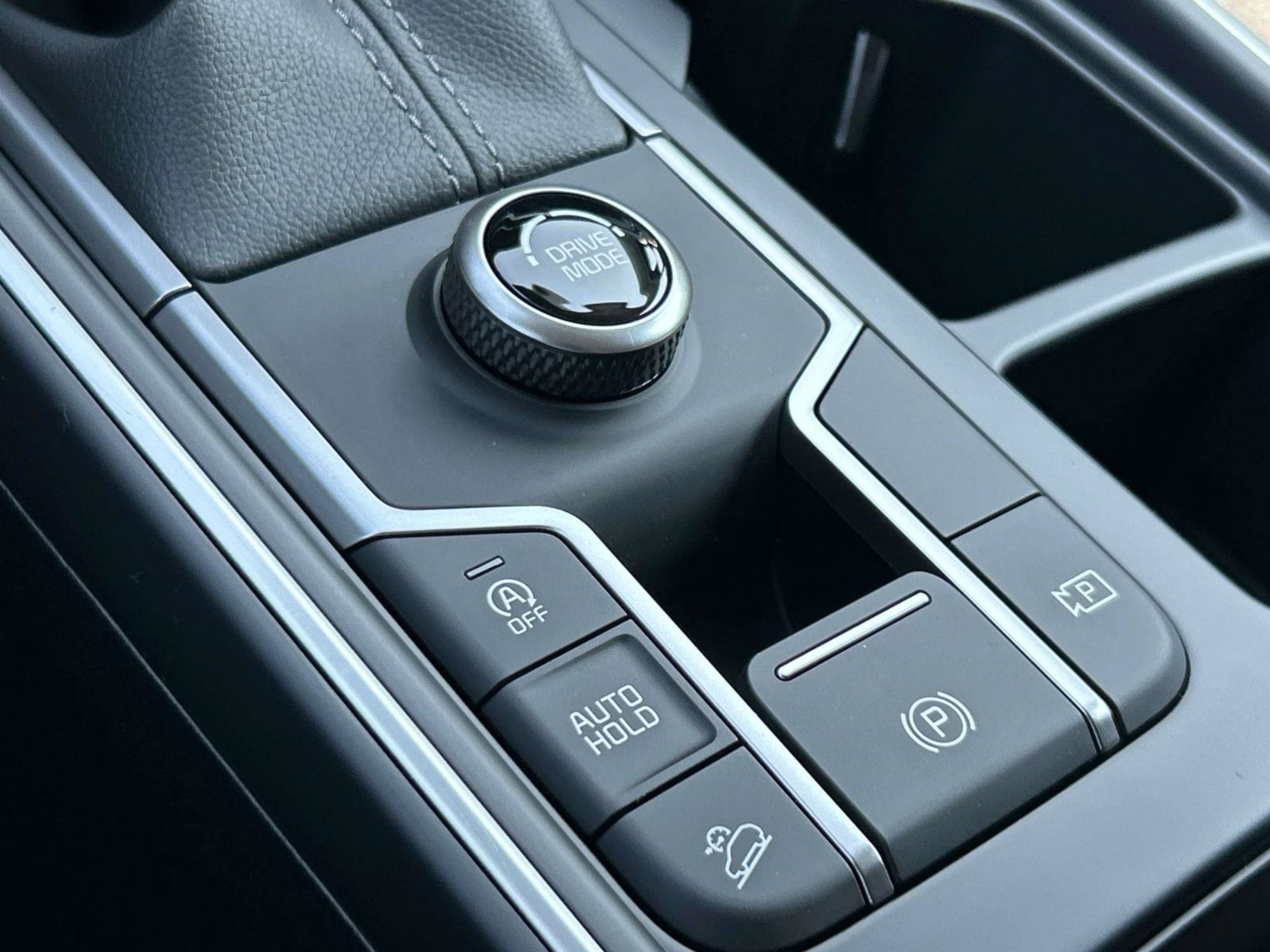 New 2026 Ebony Black Kia LX image 28