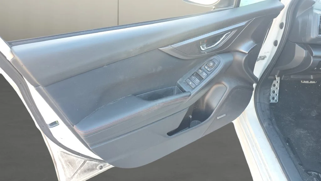 Used 2019 White Subaru 2.0i Sport image 15