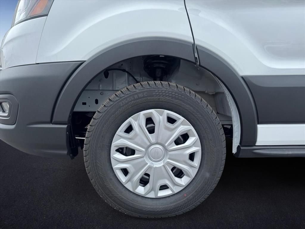 New 2026 Oxford White Ford Cargo Van image 21