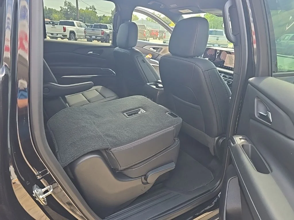 Used 2026 Black Chevrolet LT image 14