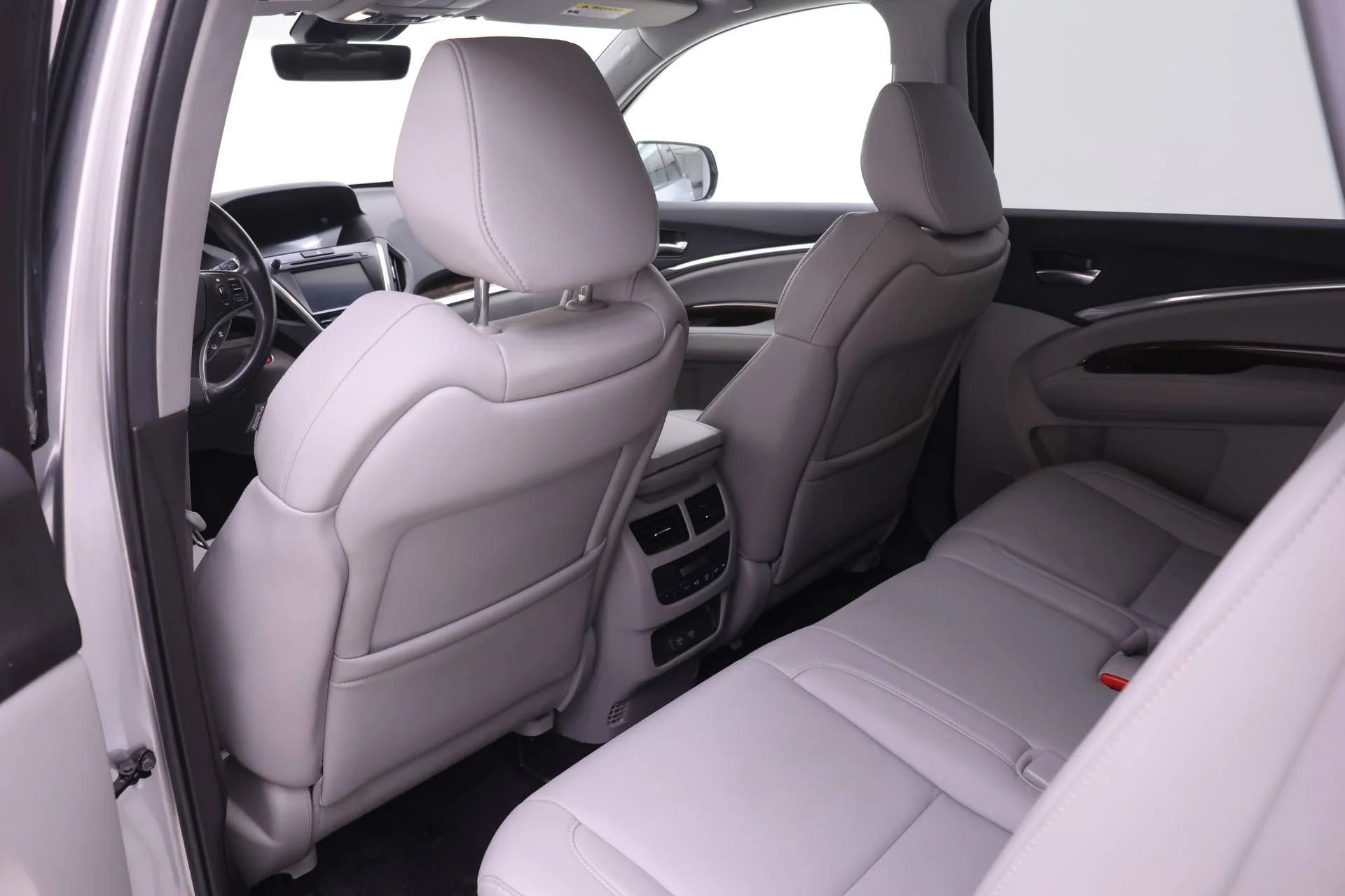 Used 2018 Lunar Silver Metallic Acura 3.5L image 11
