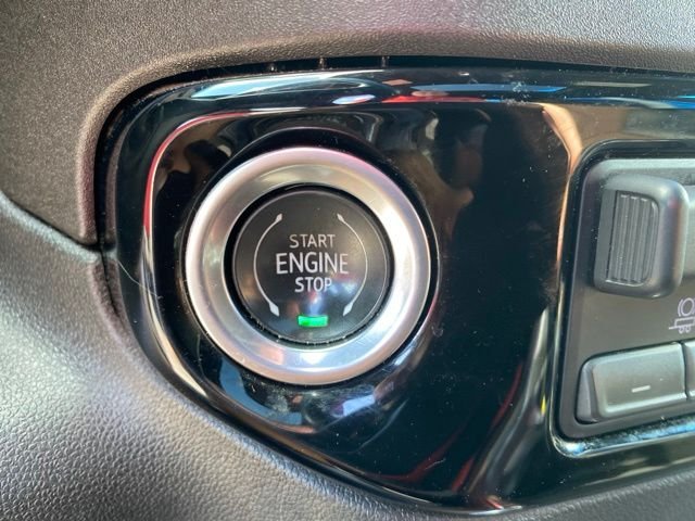 Used 2024 Red Chevrolet High Country image 25