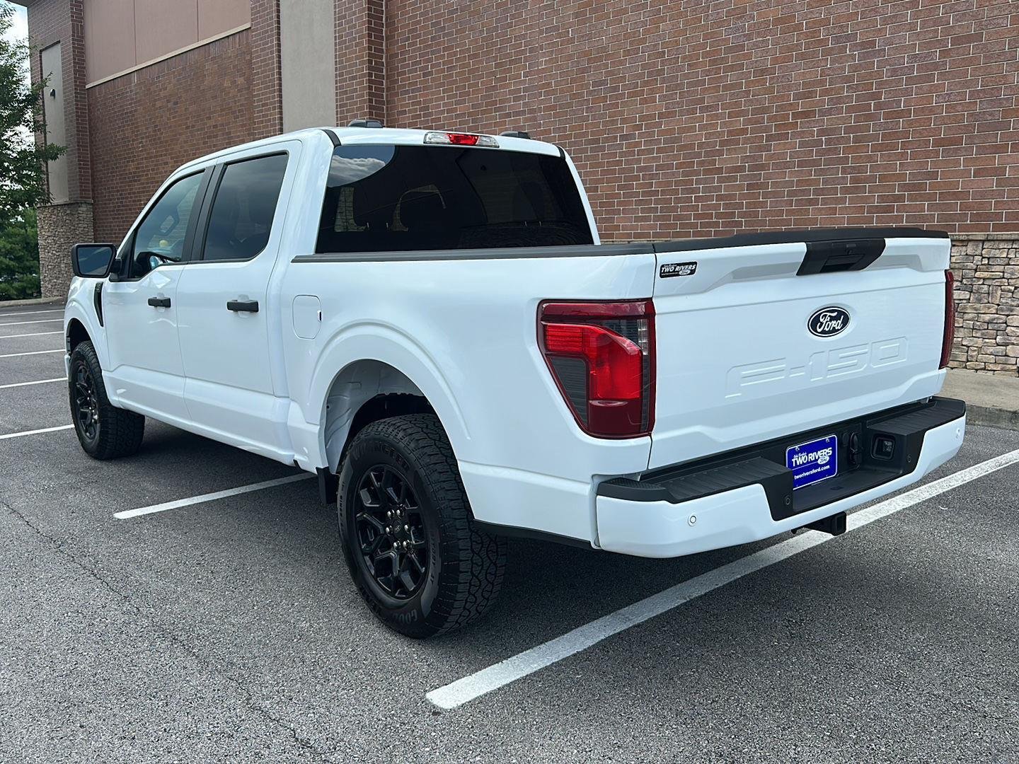 Certified Used 2026 Oxford White Ford STX image 3