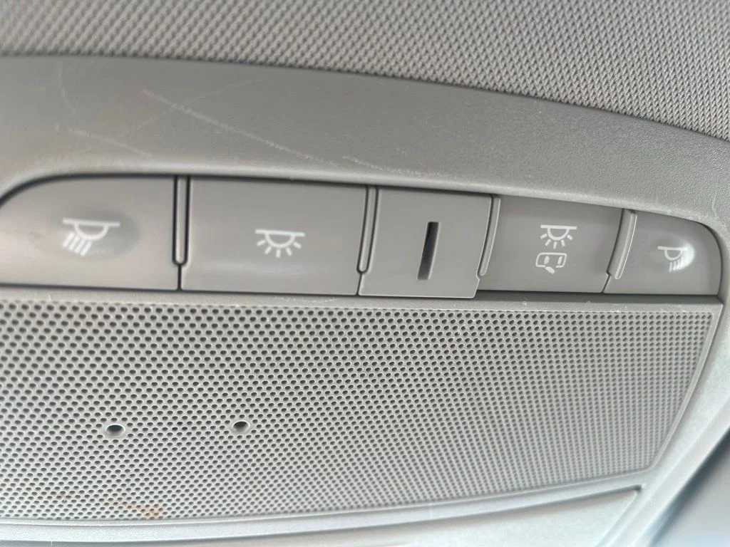 Used 2019 Gray Nissan S image 20