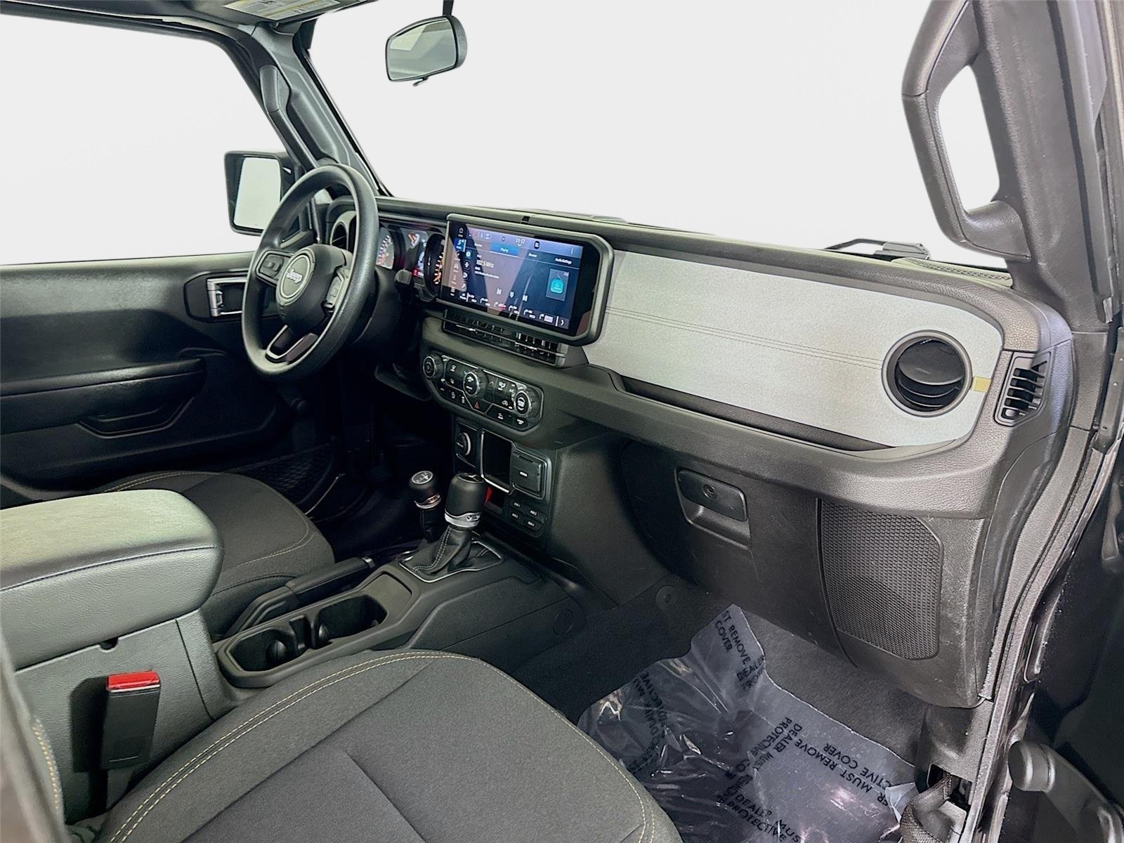 Used 2024 Granite Crystal Metallic Clearcoat Jeep Sport image 27