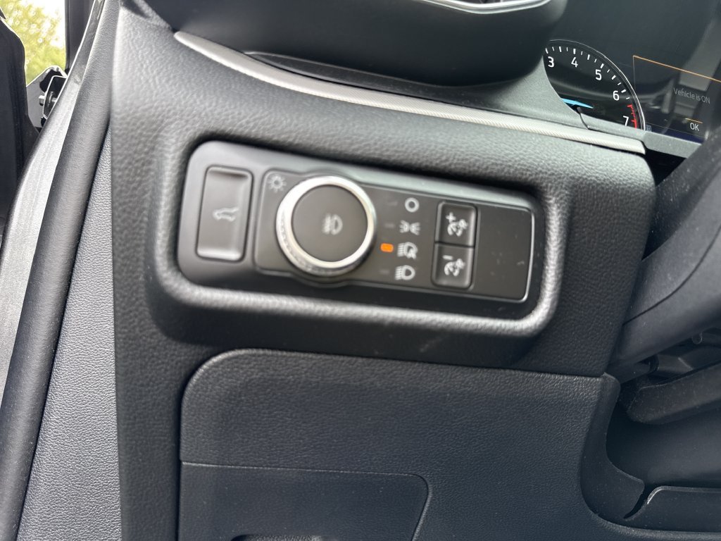 Used 2020 Gray Ford XLT image 25