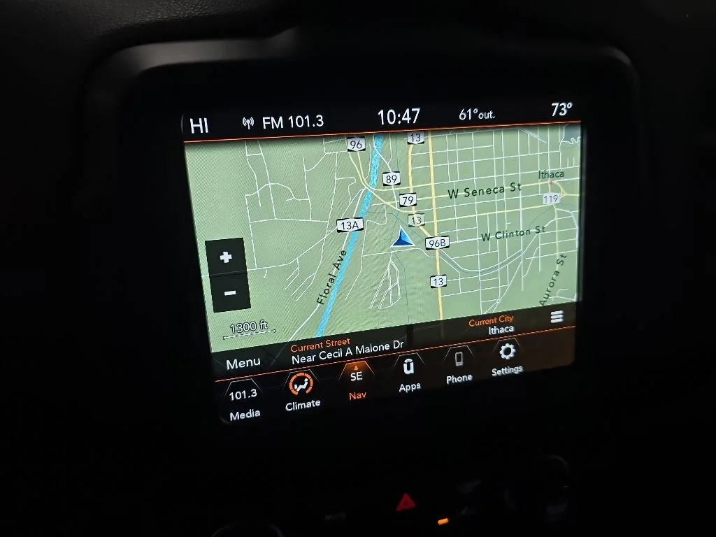 Used 2022 Teal Jeep Latitude image 24