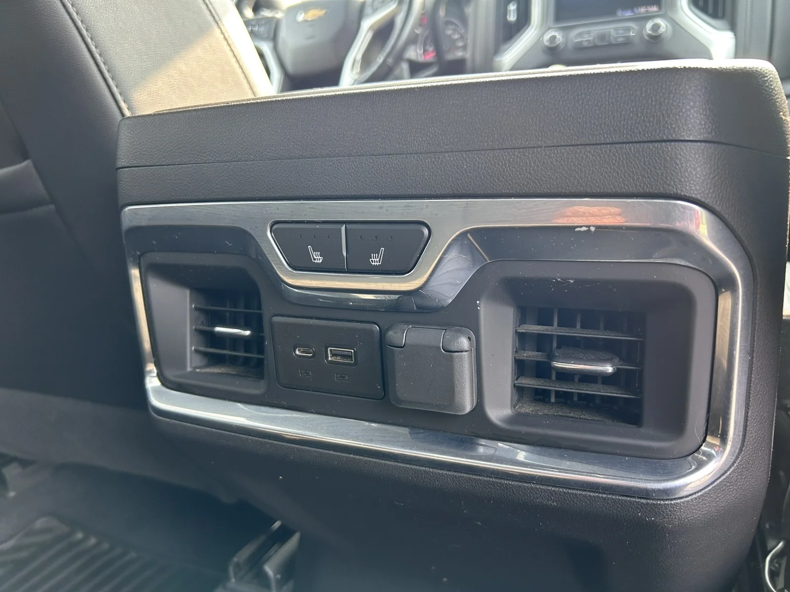 Used 2020 Black Chevrolet LTZ image 10