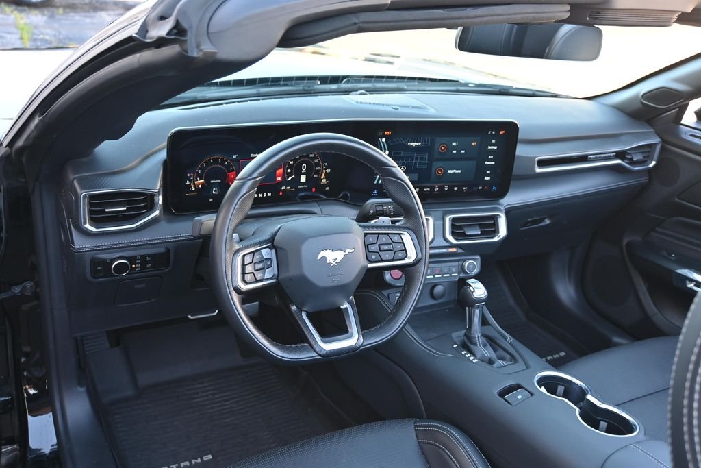 Used 2025 Shadow Black Ford GT Premium image 20