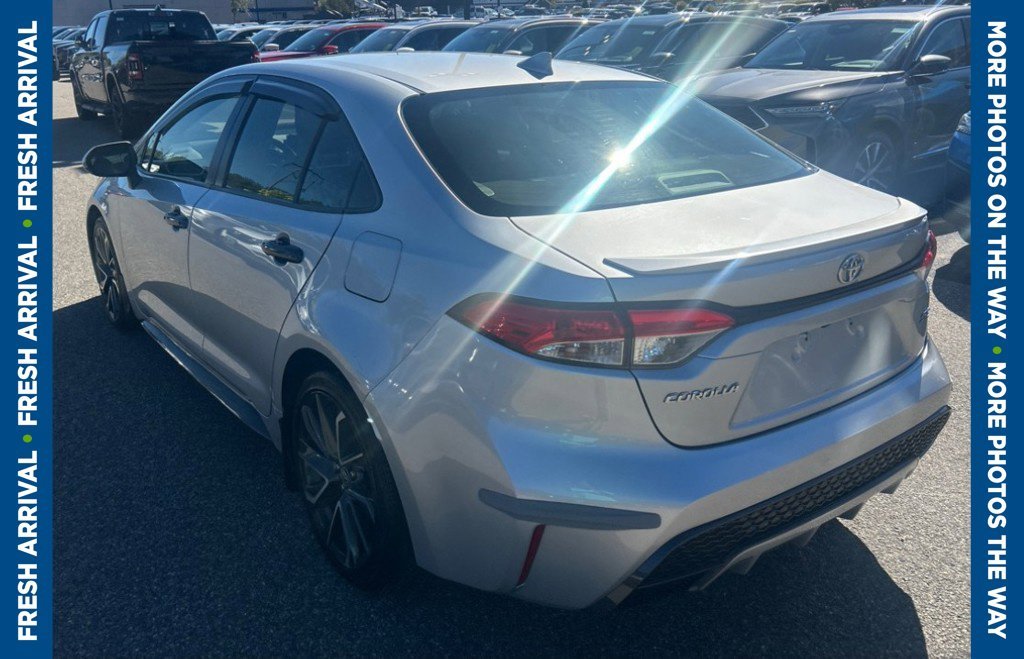 Used 2021 Silver Toyota SE image 5