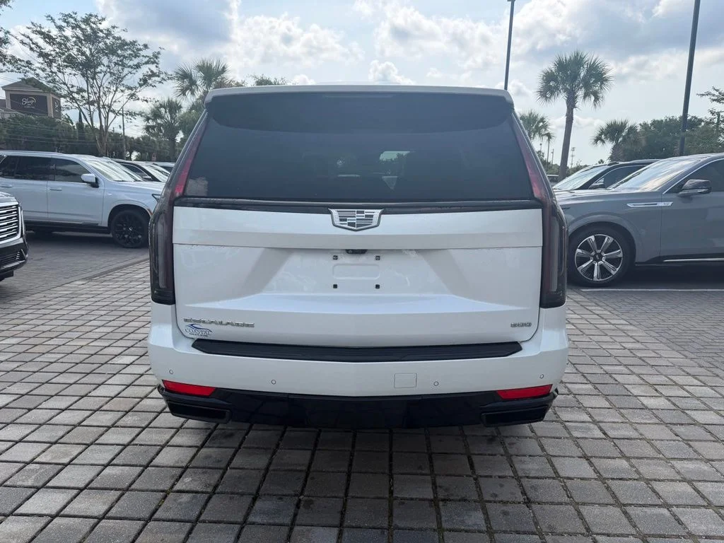 Used 2021 Crystal White Cadillac Sport image 6