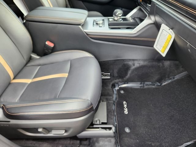 2026 Mazda CX-70 Premium Package - Photo 14