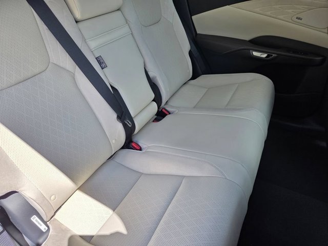 New 2026 Eminent White Pearl Lexus LUXURY image 12