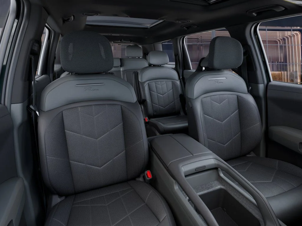 New 2027 Black Jade Green Kia X-LINE SX image 15