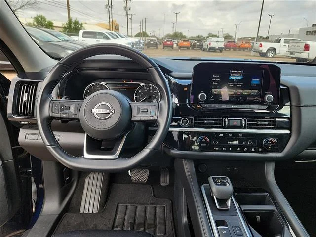 Used 2024 Blue Nissan SV (A9) Front-Wheel Drive image 10