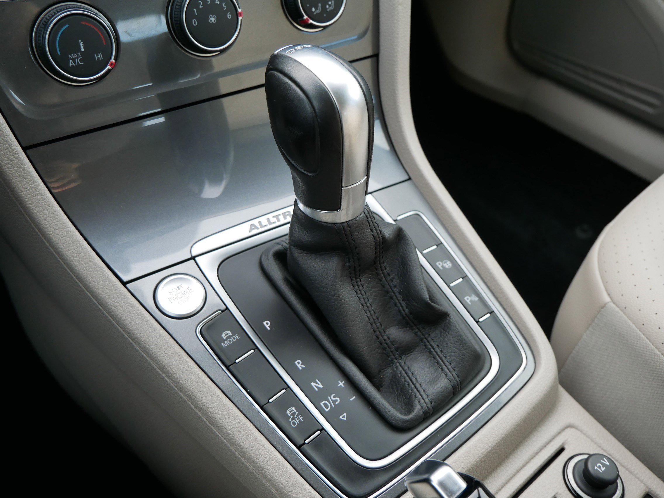 2017 Volkswagen Golf Alltrack Alltrack SE - Photo 24