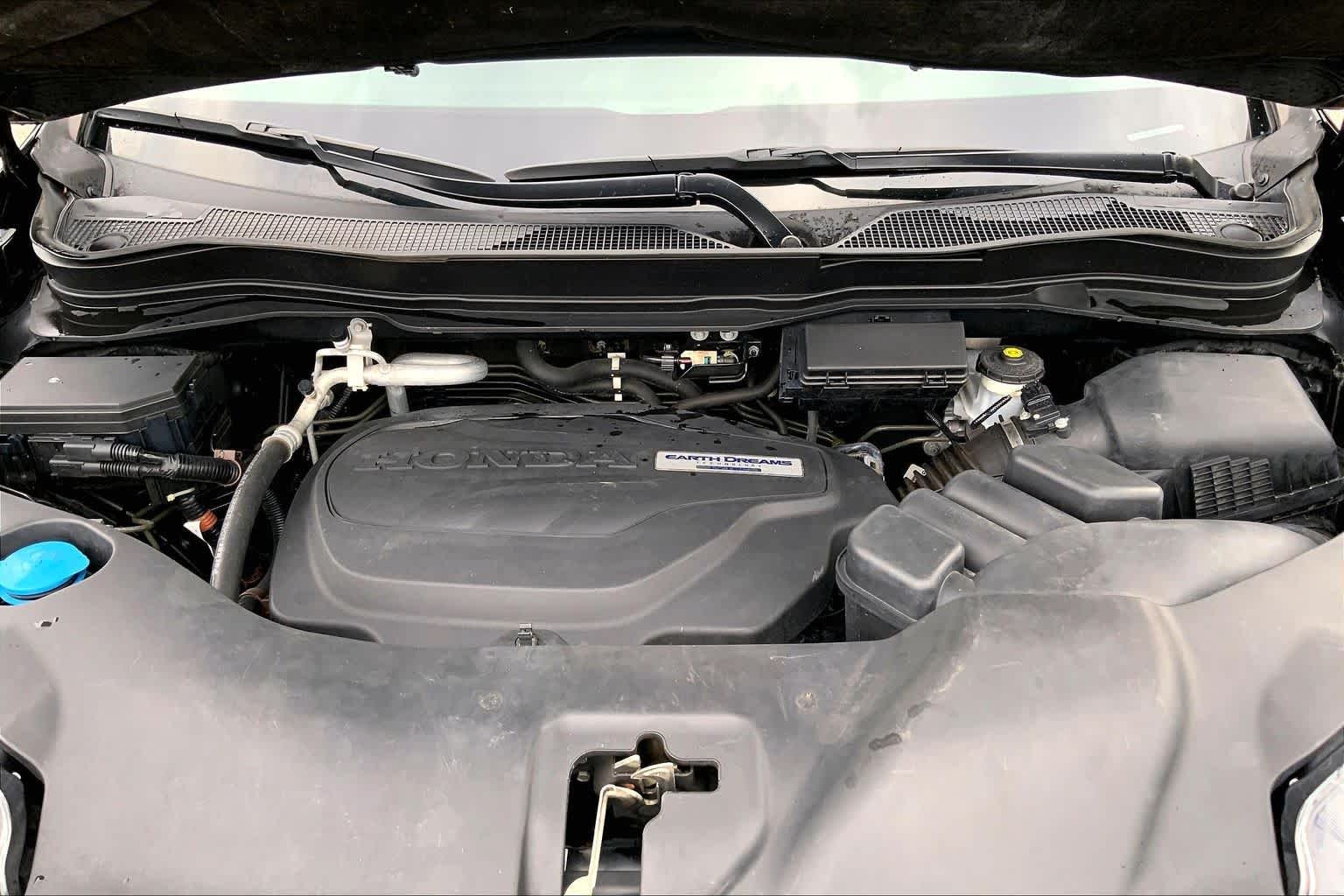Used 2018 Crystal Black Pearl Honda EX-L image 30