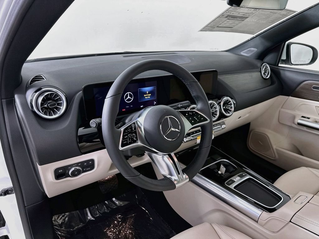 New 2026 Polar White Mercedes-Benz GLA 250 image 9